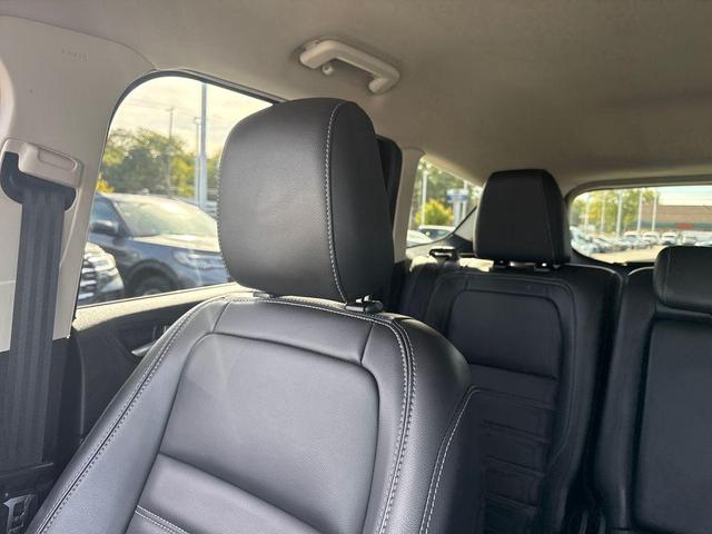 Photo of 2019 Ruby Red Metallic Tinted Clearcoat Ford Escape