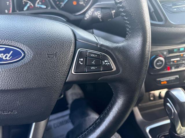 Photo of 2019 Ruby Red Metallic Tinted Clearcoat Ford Escape