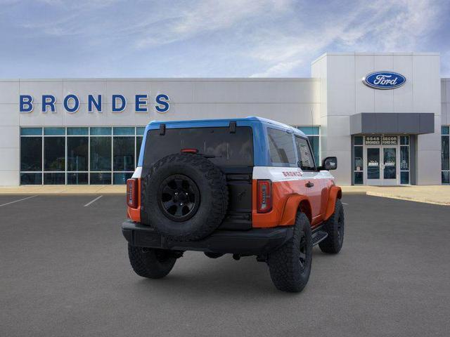 Photo of 2025 Oxford White Ford Bronco