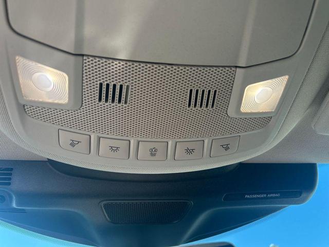 Photo of 2022 Asher Gray Metallic Clearcoat Lincoln Nautilus