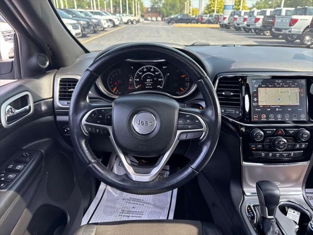 Photo of 2020 Bright White Clearcoat Jeep Grand Cherokee