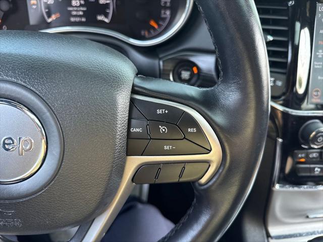 Photo of 2020 Bright White Clearcoat Jeep Grand Cherokee