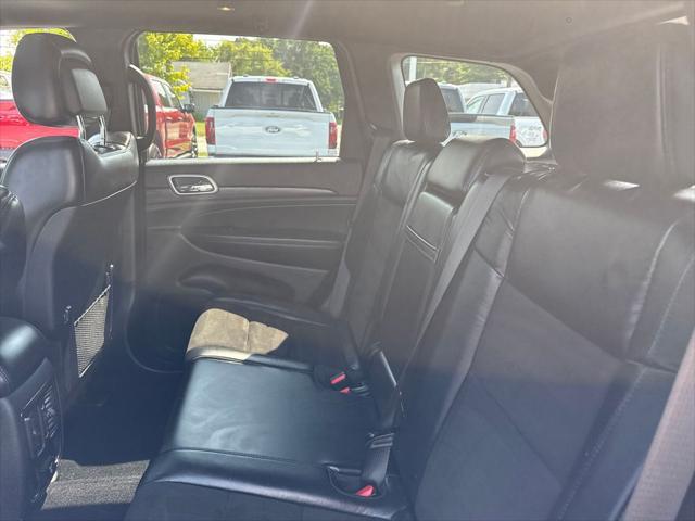 Photo of 2020 Bright White Clearcoat Jeep Grand Cherokee