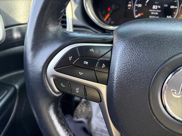 Photo of 2020 Bright White Clearcoat Jeep Grand Cherokee