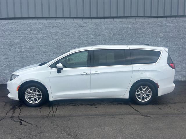 2023 Chrysler Voyager