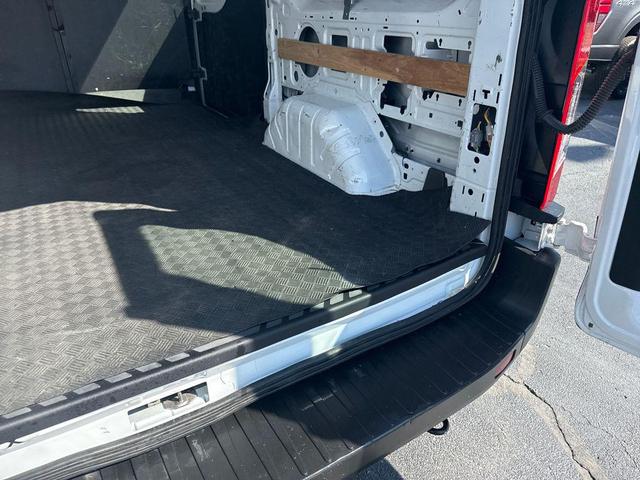 Photo of 2023 Oxford White Ford Transit-250