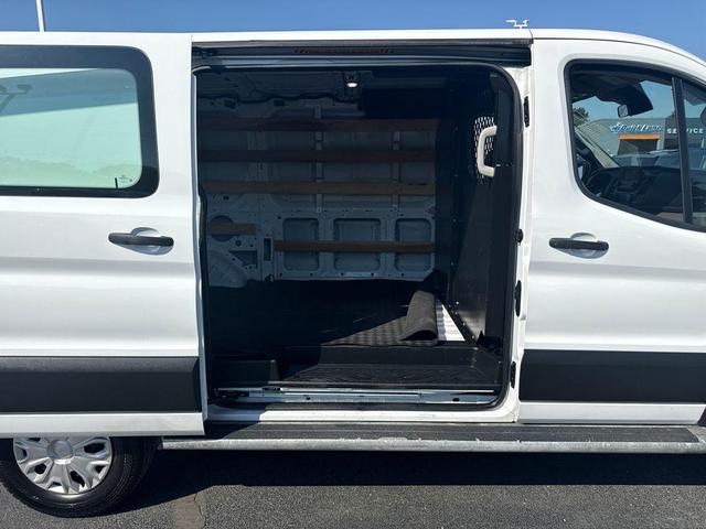 Photo of 2023 Oxford White Ford Transit-250