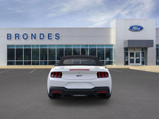 Photo of 2025 Oxford White Ford Mustang