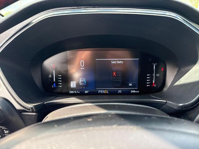 Photo of 2023 Iconic Silver Metallic Ford Escape