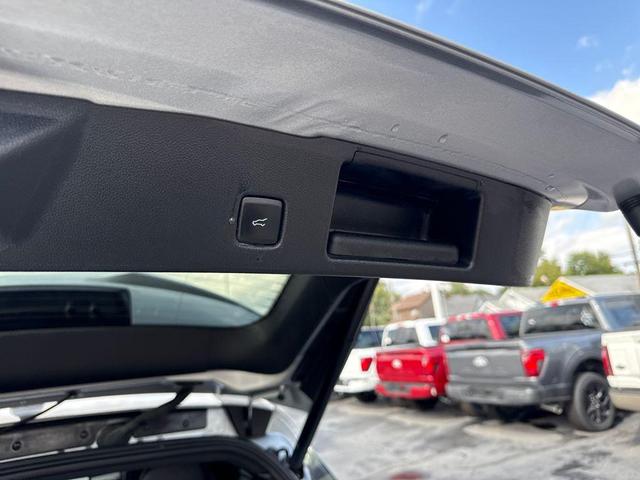 Photo of 2023 Iconic Silver Metallic Ford Escape