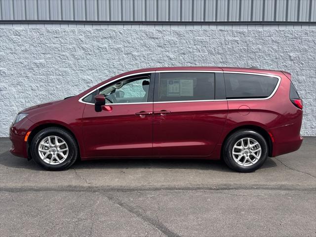 2023 Chrysler Voyager
