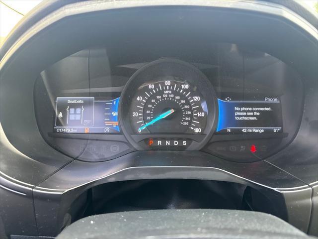Photo of 2024 Oxford White Ford Edge