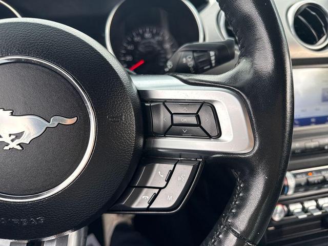 Photo of 2023 Iconic Silver Metallic Ford Mustang