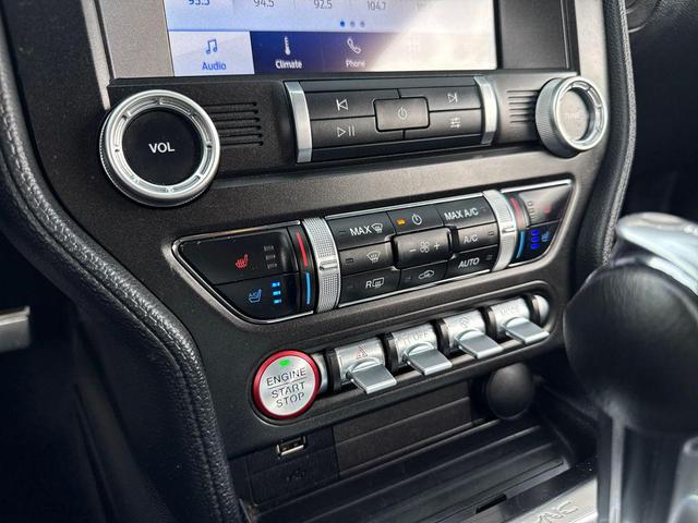 Photo of 2023 Iconic Silver Metallic Ford Mustang
