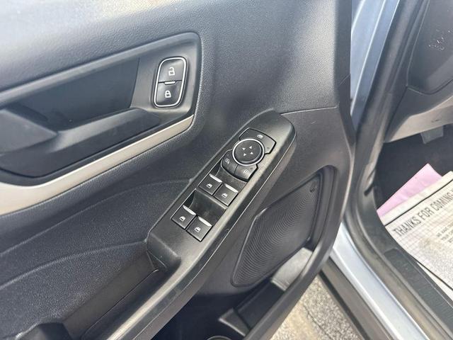 Photo of 2022 Iced Blue Silver Metallic Ford Escape