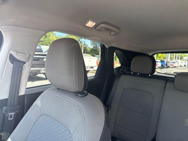 Photo of 2022 Iced Blue Silver Metallic Ford Escape