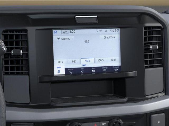 Photo of 2025 Oxford White Ford F-350