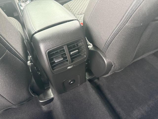 Photo of 2023 Agate Black Metallic Ford Escape