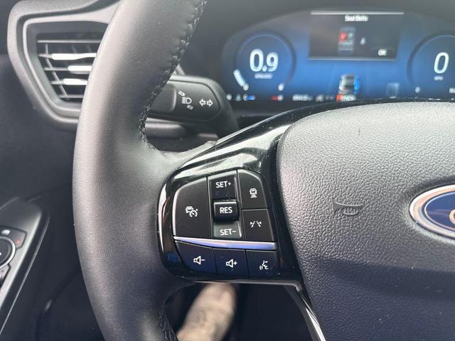 Photo of 2023 Agate Black Metallic Ford Escape