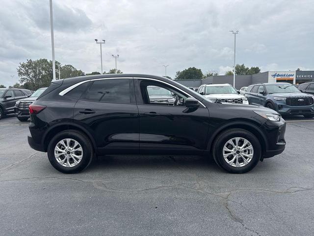 Photo of 2023 Agate Black Metallic Ford Escape
