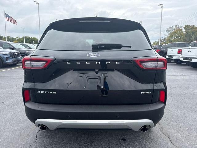 Photo of 2023 Agate Black Metallic Ford Escape