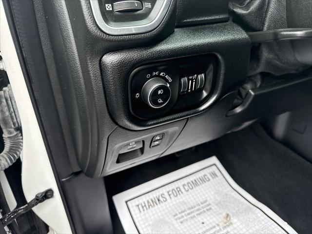 Photo of 2021 Ivory White Tri-Coat Pearlcoat RAM 1500