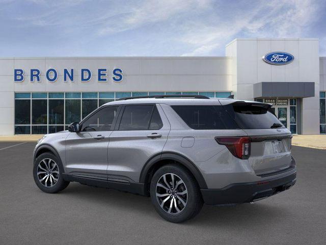 Photo of 2025 Carbonized Gray Metallic Ford Explorer
