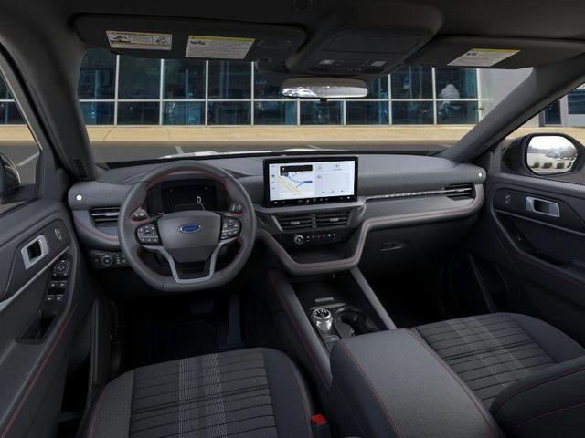 Photo of 2025 Carbonized Gray Metallic Ford Explorer