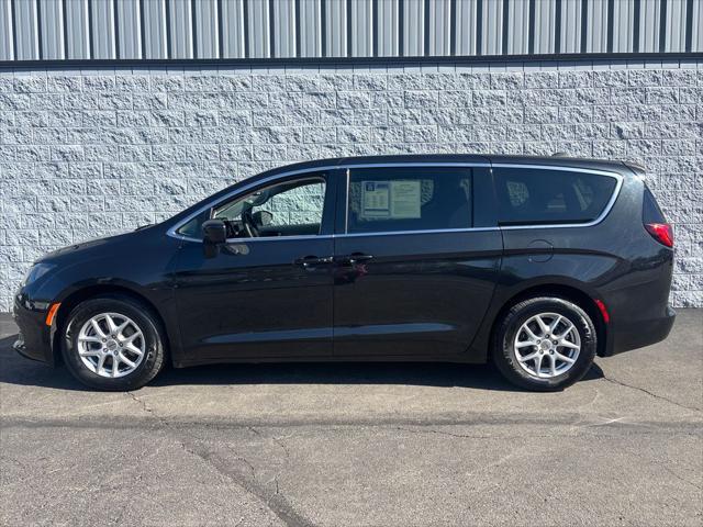 2023 Chrysler Voyager