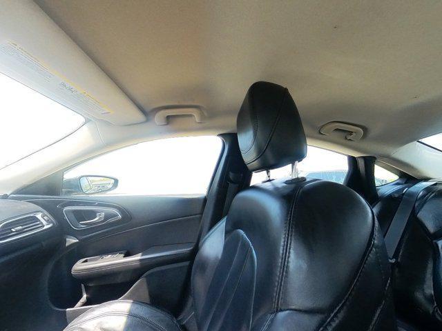Photo of 2015 Black Clearcoat Chrysler 200