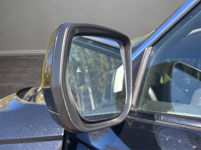 Photo of 2023 Diamond Black Crystal Pearlcoat Jeep Grand Cherokee