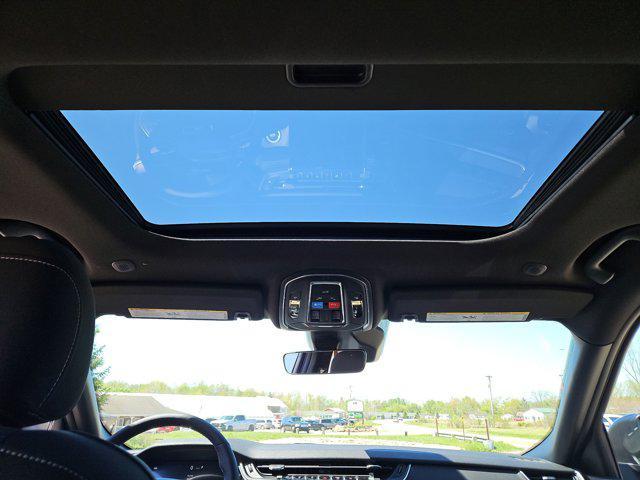 Photo of 2025 Diamond Black Crystal Pearlcoat Jeep Grand Cherokee