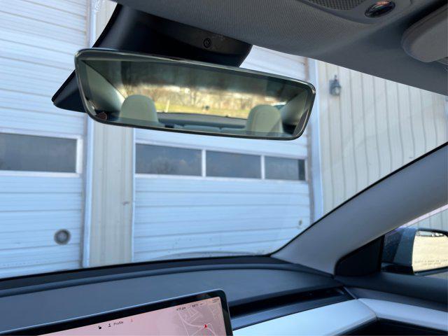 Photo of 2023 Gray Tesla Model 3