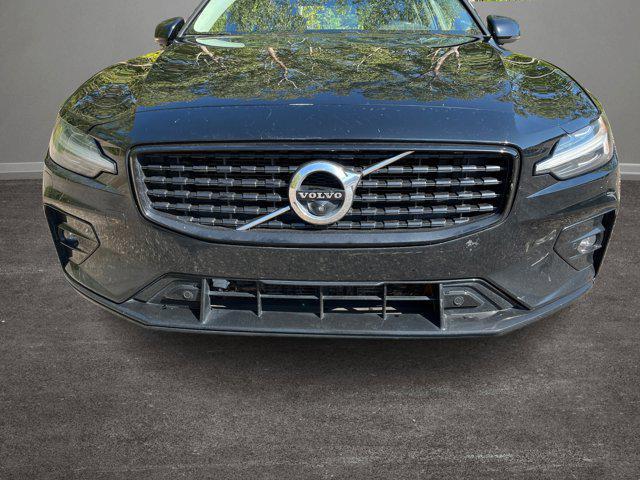 Photo of 2022 Black Stone Volvo S60
