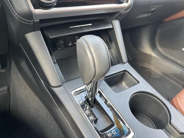 Photo of 2019 Crystal White Pearl Subaru Outback