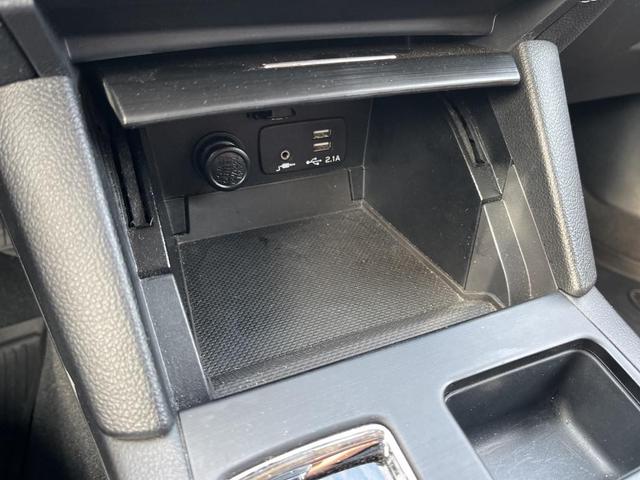 Photo of 2019 Crystal White Pearl Subaru Outback