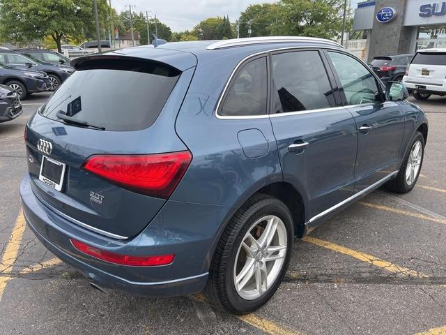 Photo of 2017 Utopia Blue Metallic Audi Q5