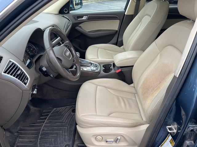 Photo of 2017 Utopia Blue Metallic Audi Q5
