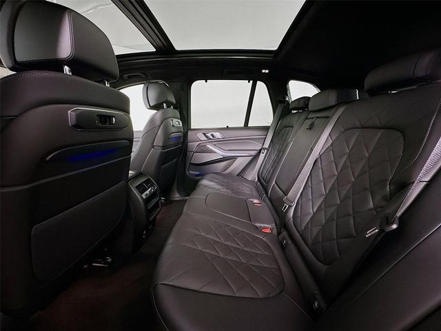 Photo of 2025 Black Sapphire Metallic BMW X5