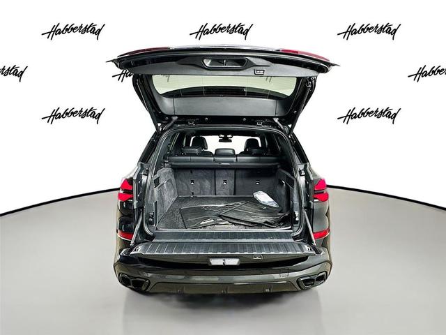 Photo of 2025 Black Sapphire Metallic BMW X5