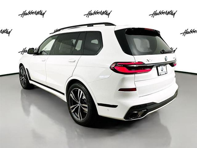 Photo of 2026 Alpine White BMW X7