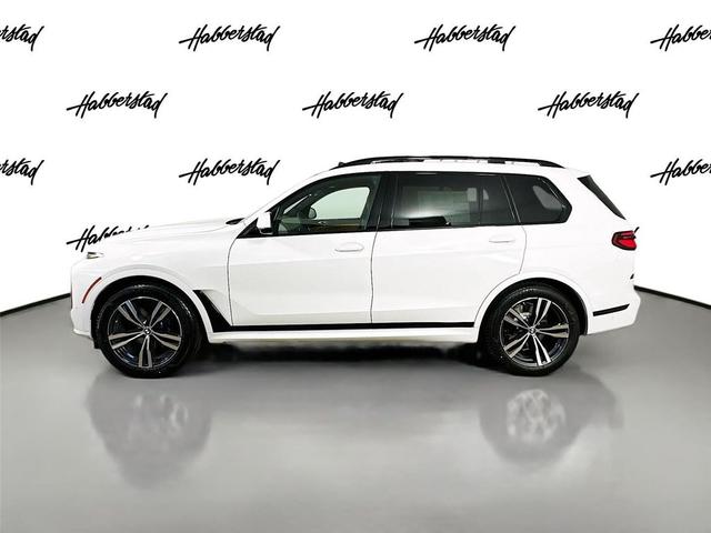 Photo of 2026 Alpine White BMW X7