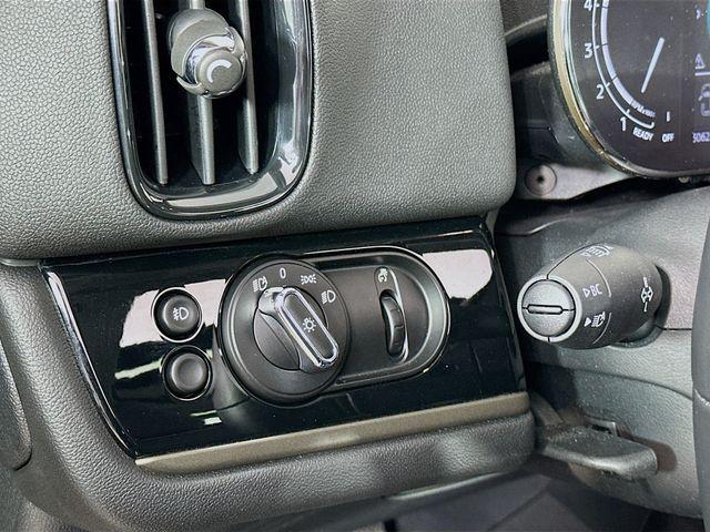 Photo of 2022 Island Blue Metallic MINI Countryman