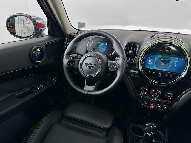 Photo of 2022 Island Blue Metallic MINI Countryman