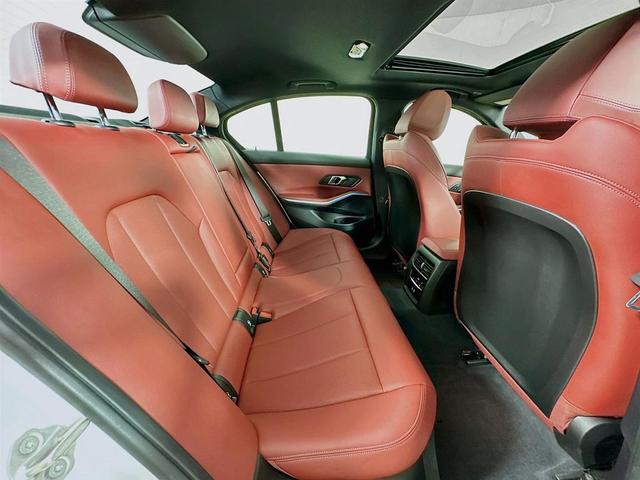 Photo of 2024 Mineral White Metallic BMW M340