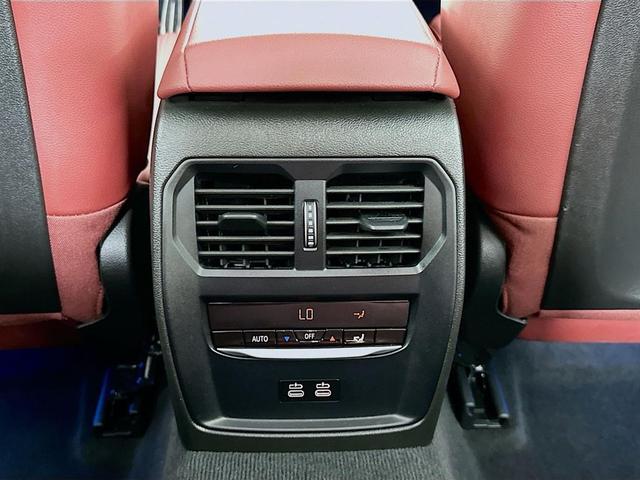 Photo of 2024 Mineral White Metallic BMW M340
