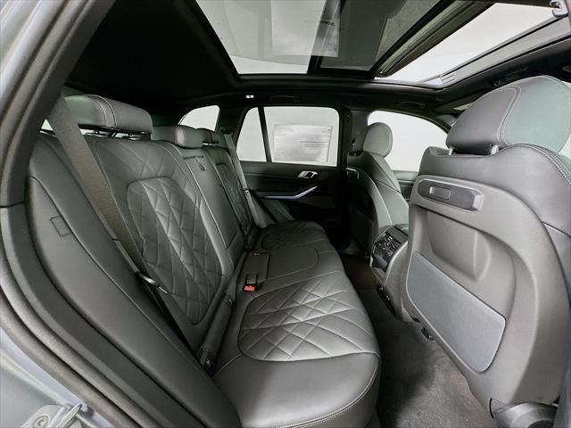 Photo of 2026 Skyscraper Grey Metallic BMW X5 PHEV