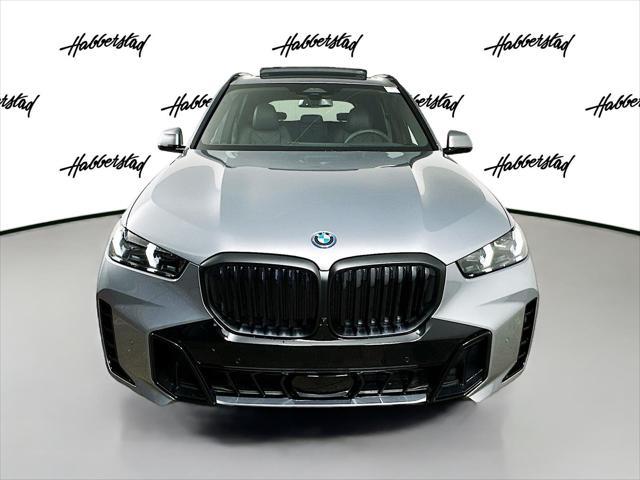 Photo of 2026 Skyscraper Grey Metallic BMW X5 PHEV