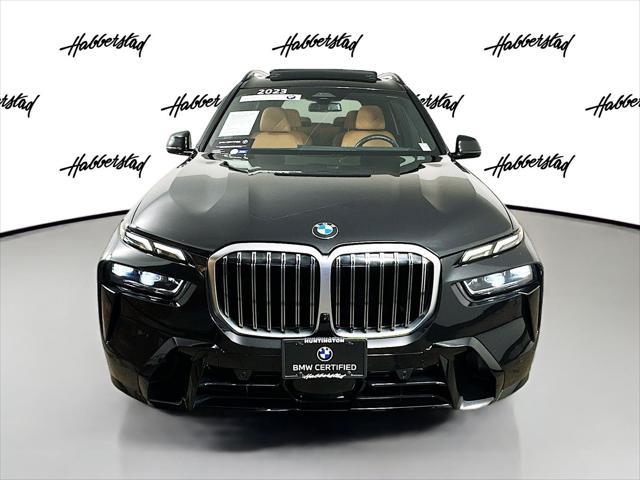 Photo of 2023 Black Sapphire Metallic BMW X7