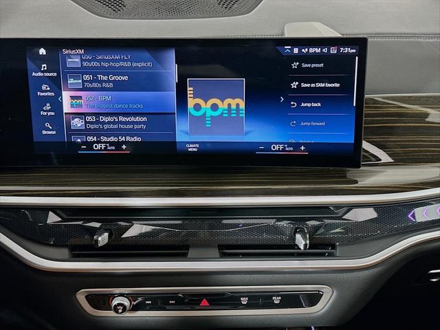 Photo of 2023 Black Sapphire Metallic BMW X7